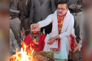 Waseem Rizvi accepting Hinduism