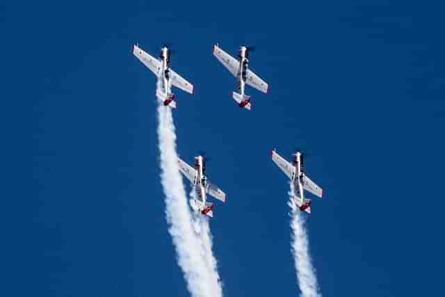 Aerobatics at AeroIndia 2019 (IAF)