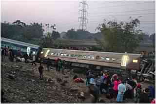 The derailed Bikaner Express.