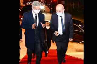 Indian External Affairs Minister S Jaishankar(L) and French Minister Le Drian(R)