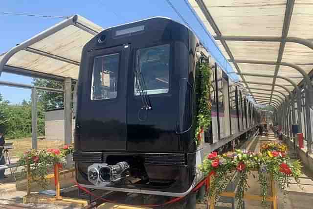 The first train set built by Titagarh Firema for Pune Metro (MoHUA)