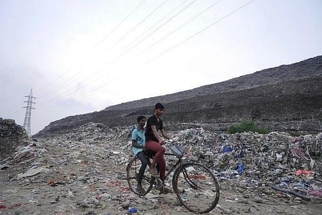 A view of a landfill. (Sunil Ghosh/Hindustan Times via Getty Images)