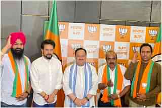 Former president of AAP's Himachal Pradesh unit along with others joining BJP last night 