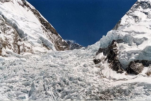 Khumbu Icefall (PC: wikipedia)