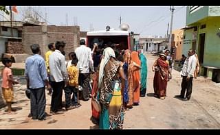 Food distribution drive in Sanjay Nagar area