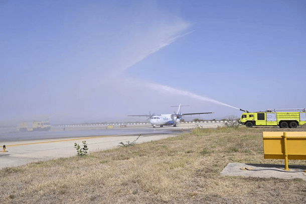 An IndiGo aircraft landing using the GAGAN system