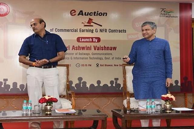 Railway minister Ashwini Vaishnaw launching e-auction for commercial earning and Non-Fare Revenue contracts (PIB)