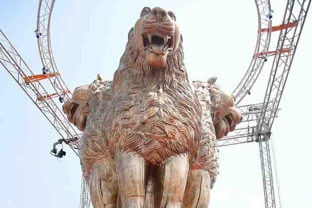 Lions on top of new parliament building (Credit: DD News)