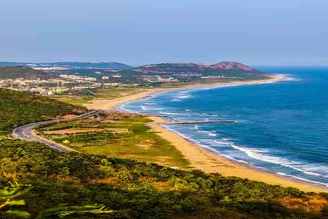 Visakhapatnam view from Kailasagiri (Wikipedia) 