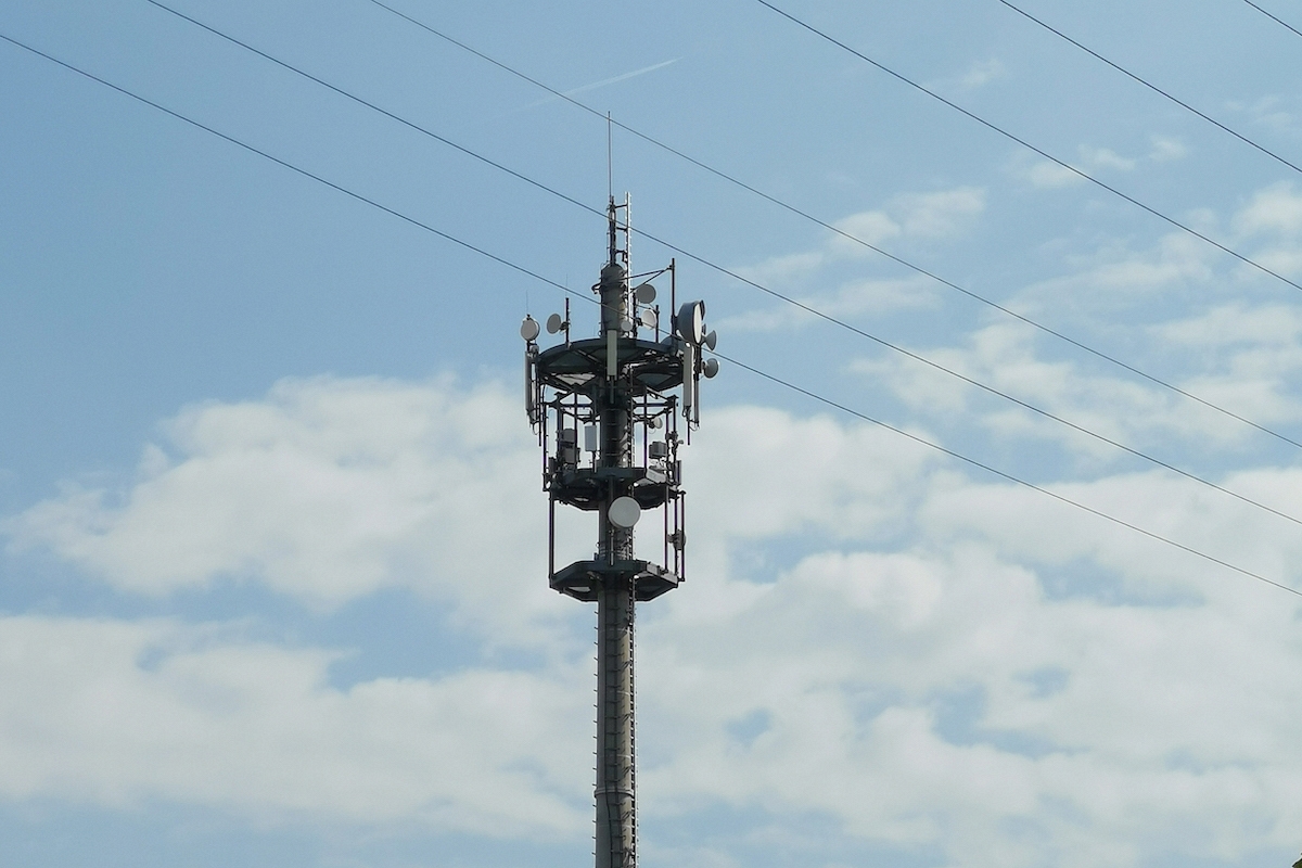 5G tower (Pic Via Wikipedia)