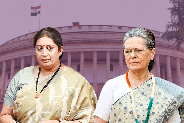 Smriti Irani (L), Sonia Gandhi (R)