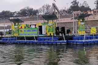 The floating CNG filling station.