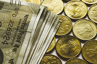 Devaluation of Indian currency (Pixabay)