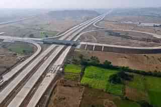 Aerial view of Mumbai - Nagpur expressway (@vishalgthakkar/Twitter)