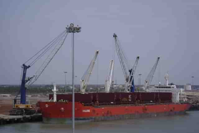 Karaikal Port (via Wikipedia)