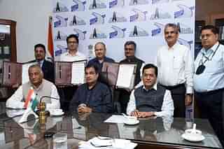 Tripartite MoU signed for swift development of modern Multi Modal Logistics Park (MMLP) under Bharatmala Pariyojna 