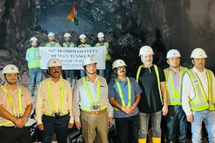 Northern Railways achieves breakthrough of main tunnel in USBRL project.