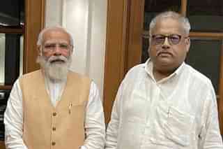 PM Modi with Rakesh Jhunjhunwala (File Photo)