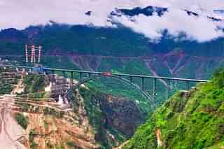 The iconic Chenab Bridge (@rajat6888/Twitter)