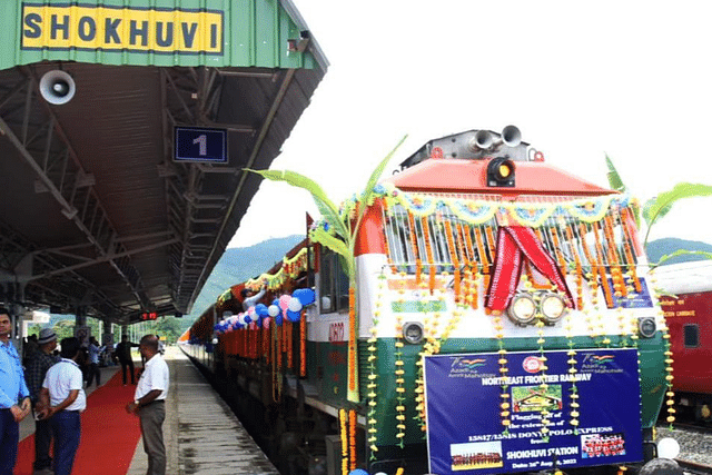 Nagaland Chief Minister Neiphiu Rio flagged off the extension of Donyi Polo Express from Shokhuvi Railway Station on 26 August. (Photo: Ministry of Railways)