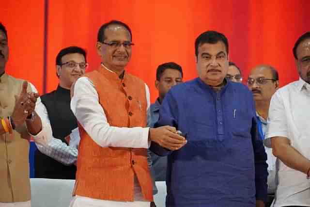 Union Minister Nitin Gadkari and CM Shivraj Singh Chauhan laying foundation stone for highway projects (@nitin_gadkari/Twitter)