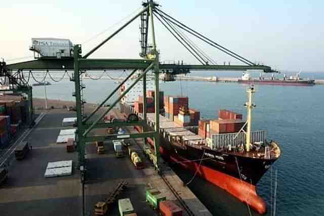 A View of Tuticorin Port (Pearljose/Wikimedia Commons)