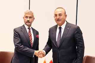 EAM S Jaishankar with Turkiye's Foreign Minister Mevlüt Çavuşoğlu (Pic Via Twitter)