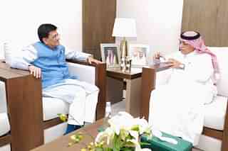 Commerce Minister Piyush Goyal with his Saudi Arabian counterpart Majid bin Abdullah Al-Kassabi (Pic Via Twitter)