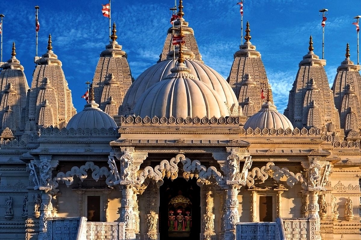 BAPS Swaminarayan Mandir, London/Neasden Temple (Facebook)