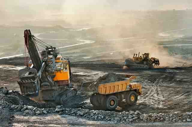 Coal mining (Freepik)