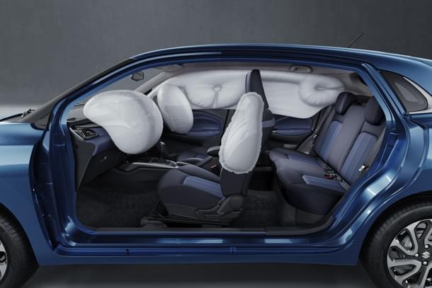 Car with Six Airbags ( Via Twitter)