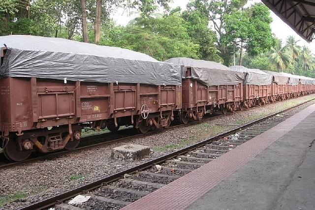 A cargo train. (Aaron C/Wikimedia Commons)