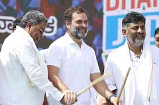 Rahul Gandhi With D K Shivakumar and Siddharamaiah