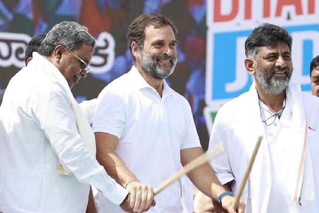 Rahul Gandhi With D K Shivakumar and Siddharamaiah.