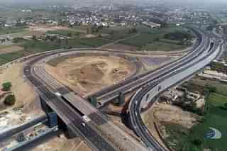 Supporting NMP, NHAI InvIT, has raised a sum of Rs 1,430 crore.(Delhi-Meerut expressway)