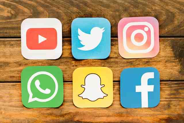 Social media (freepik)