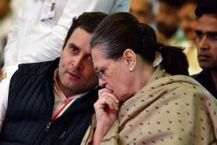Congress president Sonia Gandhi with her son Rahul Gandhi. (Mohd Zakir/Hindustan Times via Getty Images)