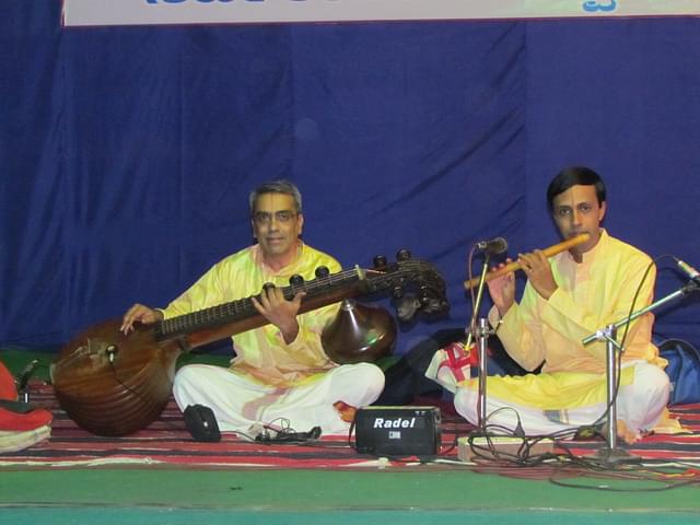 Vainika D Balakrishna with his student and nephew, flautist Vamshidhar