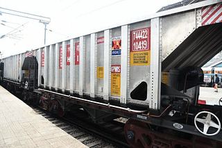 Indigenously developed aluminium freight rail rake- 61 BOBRNALHSM1