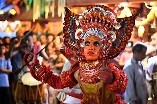 A Theyyam ritual in Kerala (Wikimedia Commons) 