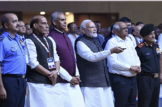 PM Modi at DefExpo2022 (Pic Via PIB)