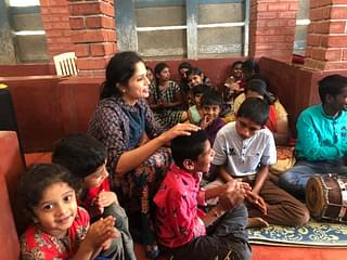 Sharing music with children. (Manasi Prasad)