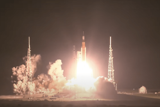 NASA SLS Rocket lift-off (Pic Via NASA website)