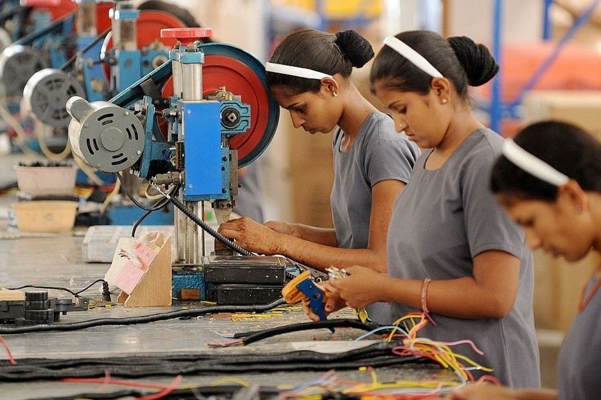 India manufacturing jobs (Representative Image) (SAM PANTHAKY/AFP/GettyImages)