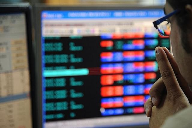 Monitoring the Indian stock market. (INDRANIL MUKHERJEE/AFP/Getty Images) 
