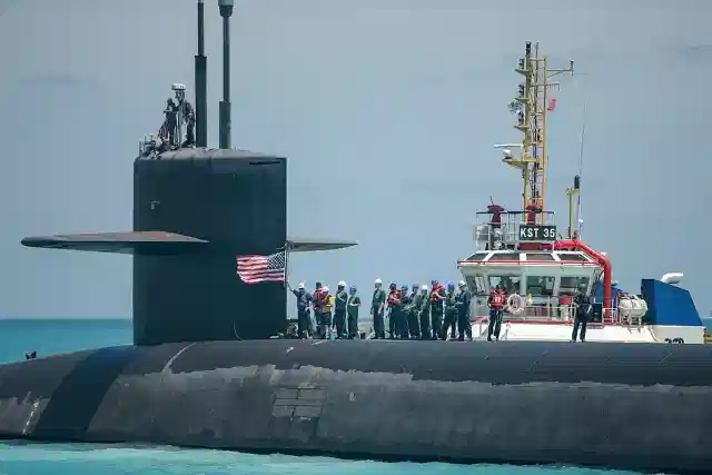 USS West Virginia visits Diego Garcia during extended deterrence patrol. (US Strategic Command)