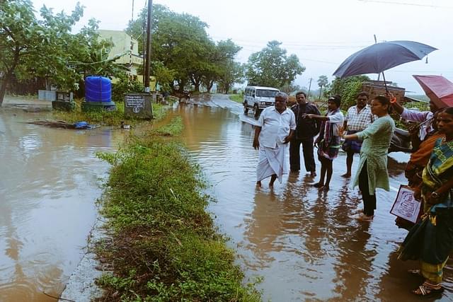 Relief work underway by district administration in Cheyyar, Tamil Nadu.
(Twitter)