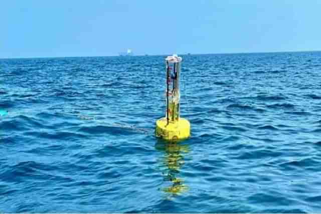 The ocean wave energy converter.