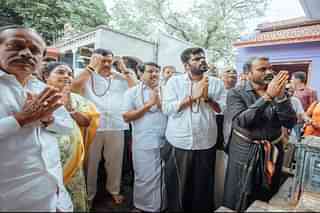 TN BJP leaders at Sangameswarar temple in Coimbatore