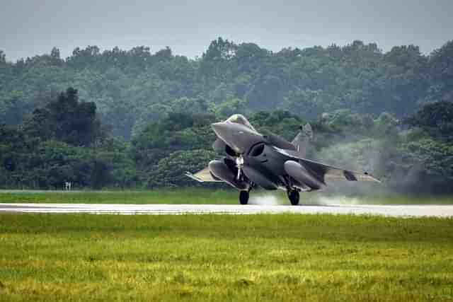 IAF's Rafale fighter jet (Pic via Twitter)